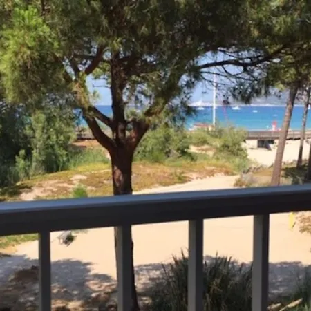 T1 Bis Climatise A 50m De La + Garage Prive Calvi (Corsica)