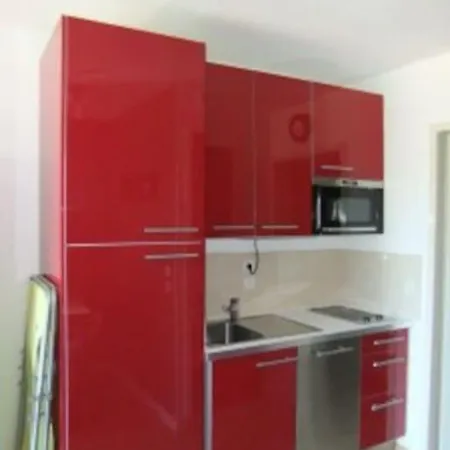 Διαμέρισμα T1 Bis Climatise A 50m De La + Garage Prive *